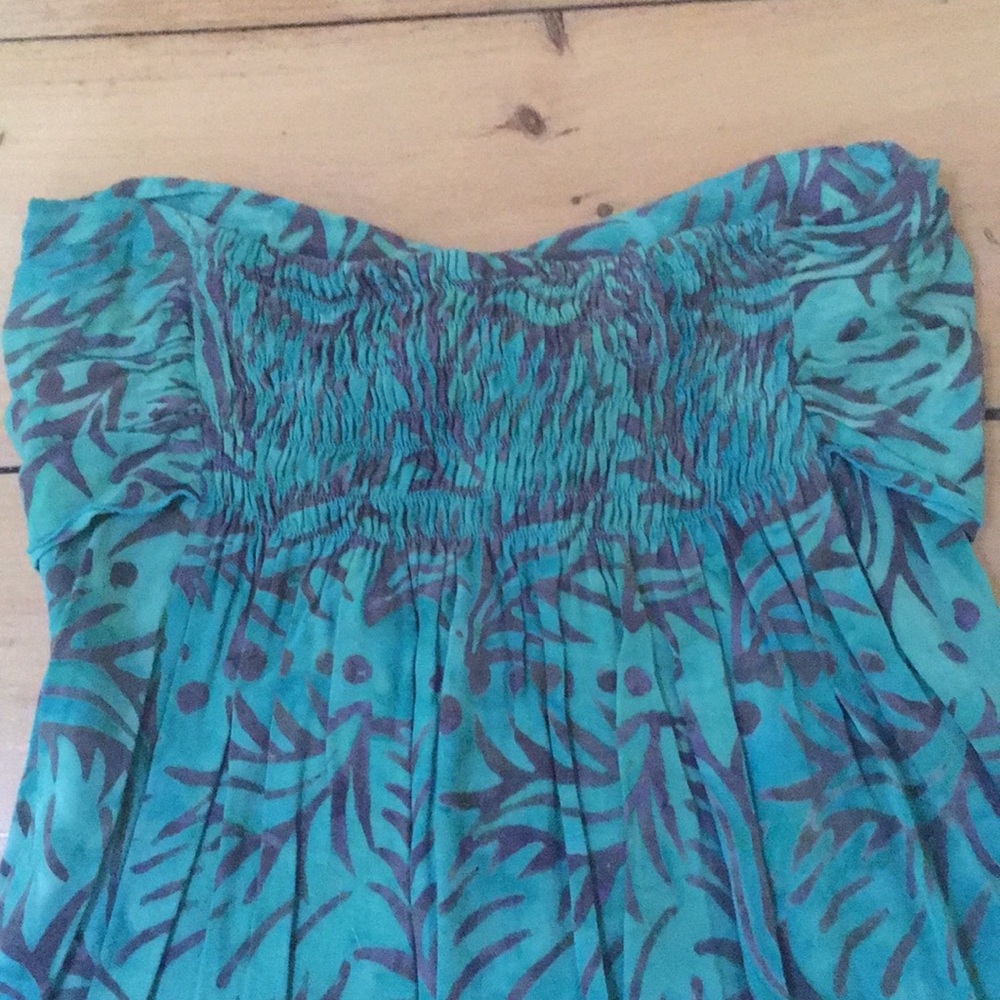 Ganesh Dress - Picture 4 of 5
